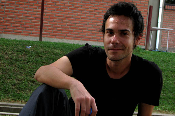 Rodrigo Nunes, de Turbulence: “Necesitamos crear prácticas que superen la subjetivación neoliberal”