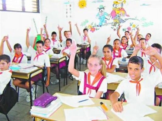 «La ventaja académica de Cuba ¿Por qué los estudiantes cubanos rinden más?»