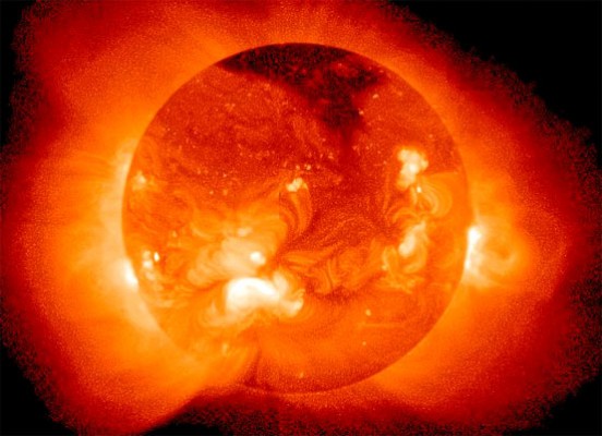 Nasa alerta sobre una llamarada solar en el 2013: ¿Cuánto debemos preocuparnos?