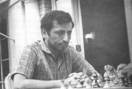 Se cumplen 74 años del nacimiento de Mario Roberto Santucho, líder del PRT argentino