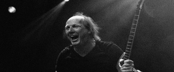 Adrian Belew, Teatro Nescafé de Las Artes, viernes 6 de agosto