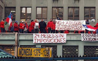 Más de 40 días en huelga cumplieron trabajadores de Transaraucaria