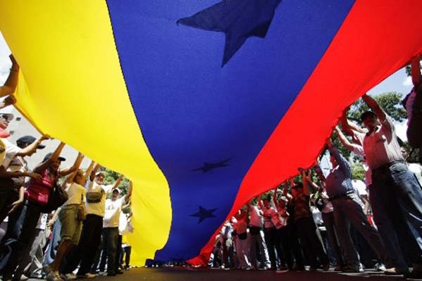 Ecuador repudia injerencia de EE.UU. contra Venezuela