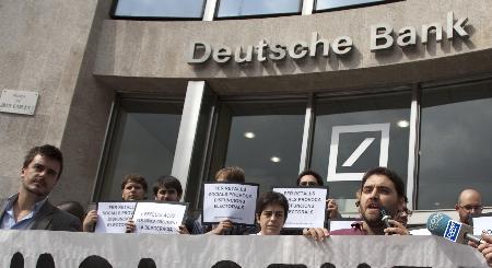 Colectivo ciudadano denuncia la especulación financiera del  Deutsche Bank