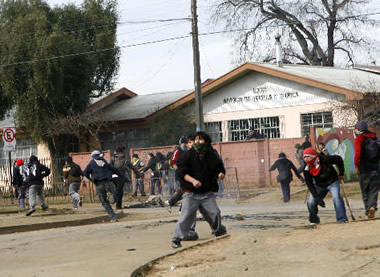 Estudiantes se toman Liceo de Ercilla en apoyo a la huelga de hambre