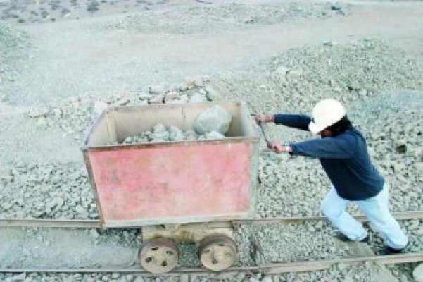 Chile, por más de 20 décadas  paraíso del saqueo minero