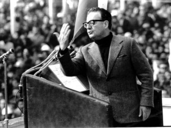 Allende, Bolivia, el mar y la historia