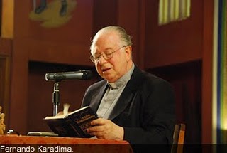 Denunciantes de caso Karadima: “Los defensores del sacerdote tienen a los tribunales comiendo de sus manos”