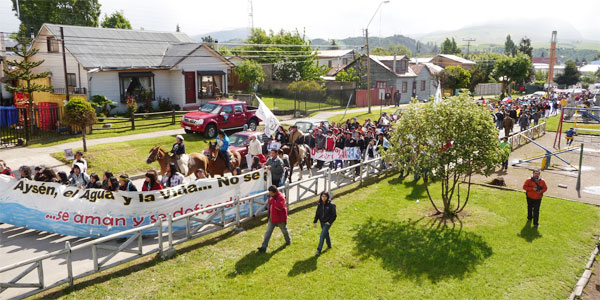 Rotunda jornada de rechazo a HidroAysén y Energía Austral en Coyhaique