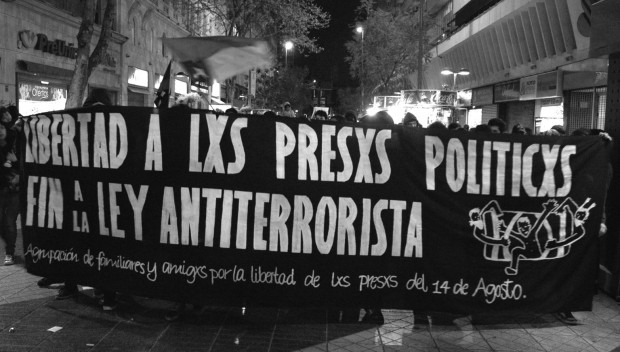 Ulises Manríquez, de la Agrupación de Amigos y Familiares de detenidos en caso bombas: “Persiguen la resistencia política”