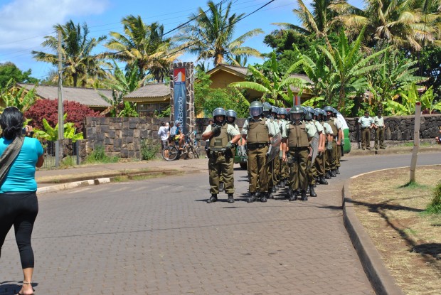 Carabineros desalojó otra casa en Rapa Nui: “en la Isla nunca se había visto eso”