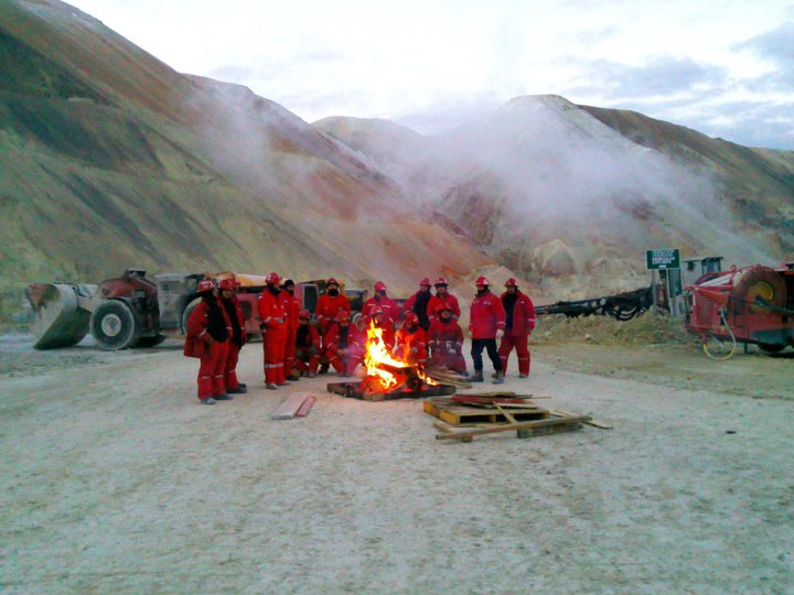 Mineros a las barricadas en los caminos de Pascua-Lama