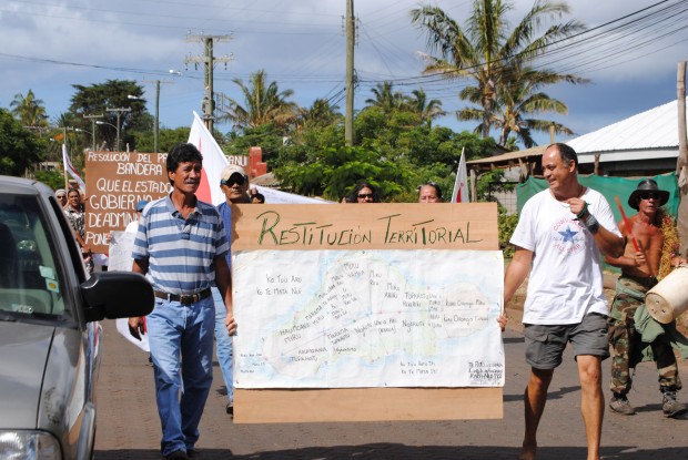 Máxima tensión en Rapa Nui