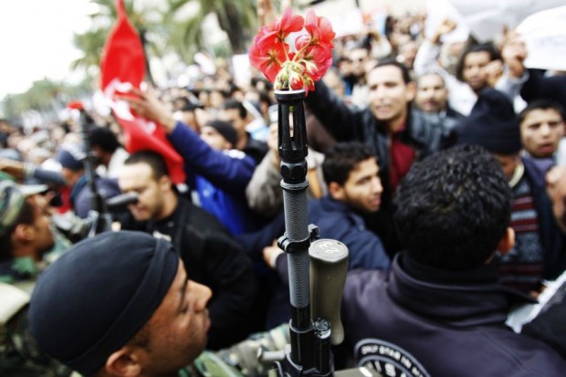 Túnez: donde un verdulero derroca 23 años de dictadura avalada por Occidente