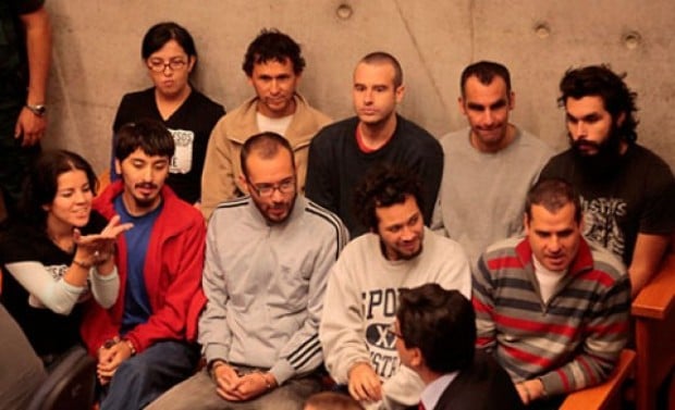 Suspenden caso bombas a días de declaración de Hinzpeter y Peña