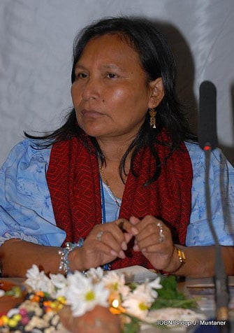 Florina López: El consumismo y los TLC golpean a los pueblos originarios de América
