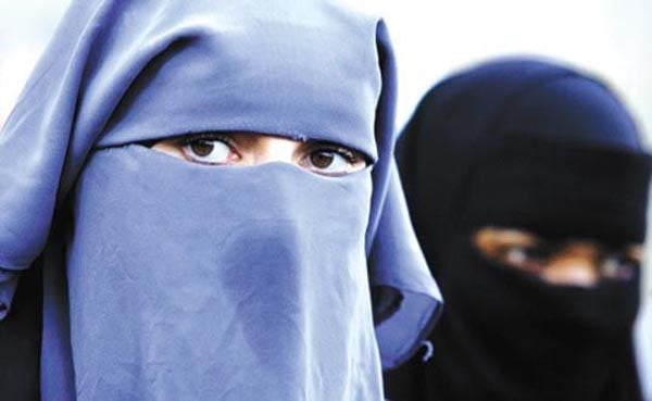 Quitando el velo a la ley que prohíbe la burqa en Francia