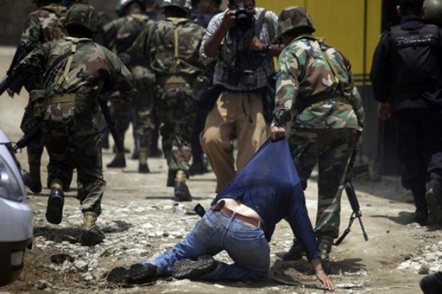 Cacería a los maestros en Honduras