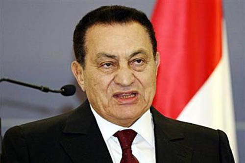 Hosni Mubarak, presidente derrocado de Egipto, es detenido junto a dos de sus hijos