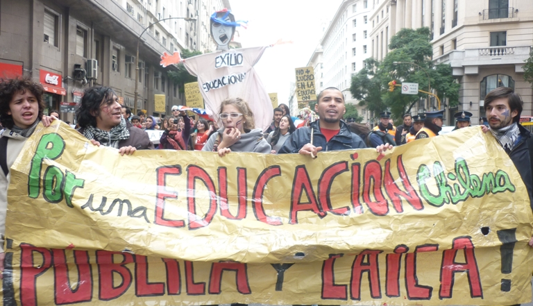 Estudiantes chilenos protestaron en Buenos Aires