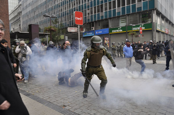 Amnistía exige detalles de investigaciones sobre abusos policiales contra estudiantes