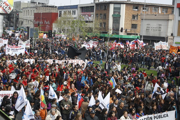 180 mil personas en las calles dan cuenta de la vitalidad del movimiento estudiantil