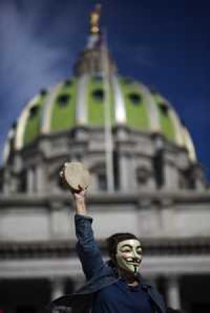 Anonymous conmemora el 5 de noviembre con hackeos a diversos portales web
