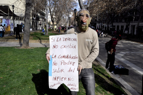¿Quiénes son los ultras? Estudiantes responden a ministro Chadwick