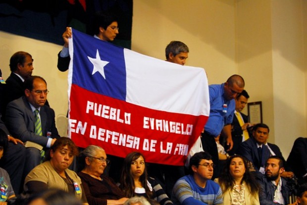 Evangélicos y su rechazo a Ley Antidiscriminación: “Hay en Chile 13 senadores que son permeables al Espíritu Santo. ¡Aleluya!”