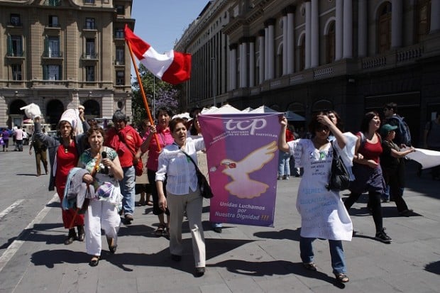 Primera marcha de nanas marca inicio de demandas laborales