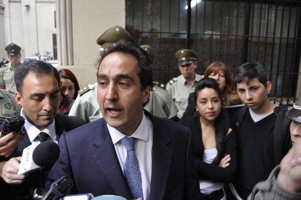 Penta: Tribunal levanta cautelares a Zalaquett para que pueda viajar a Madrid