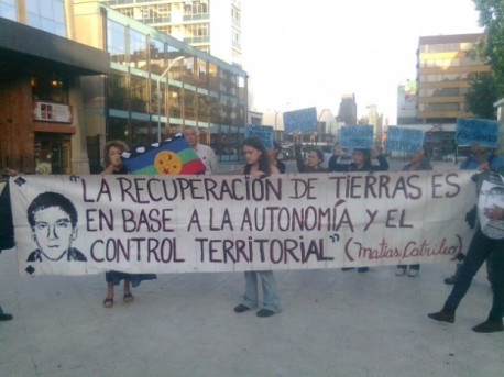 Marcha en repudio al fallo que dejó impune a Carabinero que asesinó a Matías Catrileo