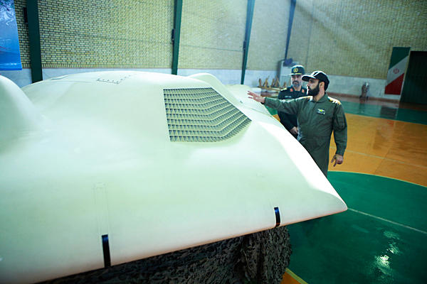 CIA opera vuelos no tripulados en Irán y entrena a opositores
