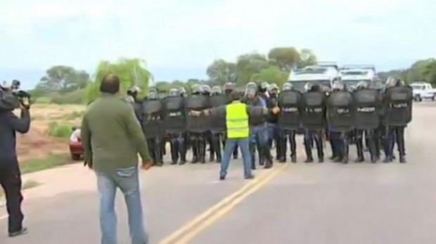 Continúa represión a movilizaciones contra megaminería en Tinogasta, Argentina
