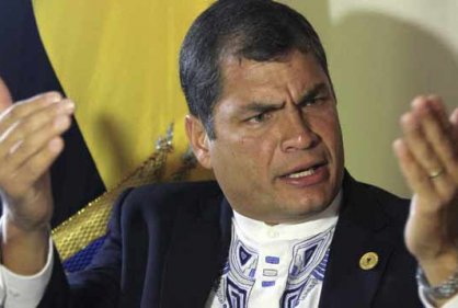 Presidente Correa denuncia que Uribe Vélez asesora a la derecha ecuatoriana