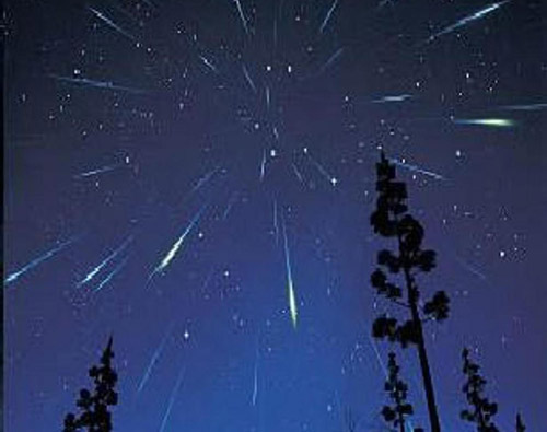 Una lluvia de meteoros caerá durante un mes sobre la Tierra