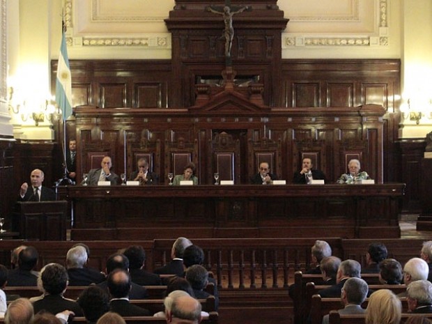 La Corte Suprema argentina ordenó que se practique el aborto no punible
