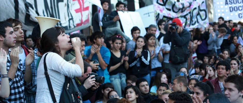 Escuela tomadas en Argentina: el debut político de los nativos digitales