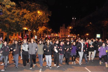 España amanece paralizada por huelga general contra políticas de austeridad