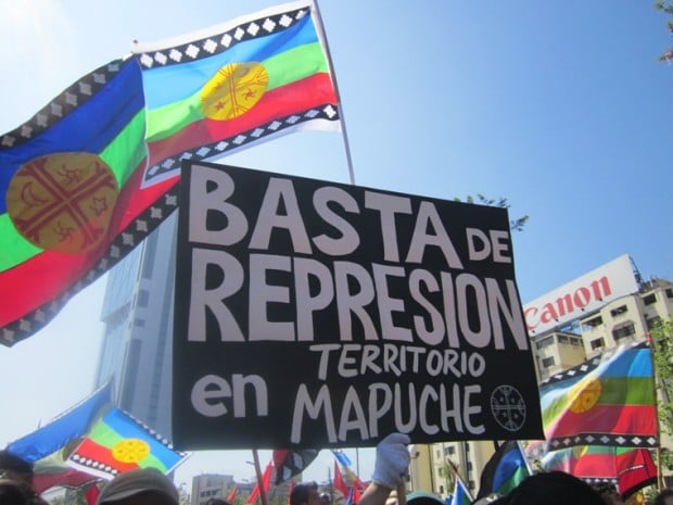 Estudiante mapuche quedó en prisión y comunidad alega presiones