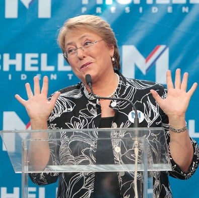 [VIDEO] Líderes de la «Jota» llaman a votar por Bachelet