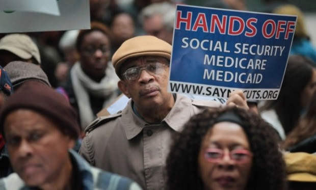 Malestar y protestas en EEUU contra recortes millonarios en el sector salud