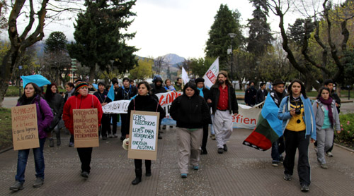 Ciudadanos manifestaron su rechazo a 2 años de la aprobación de HidroAysén