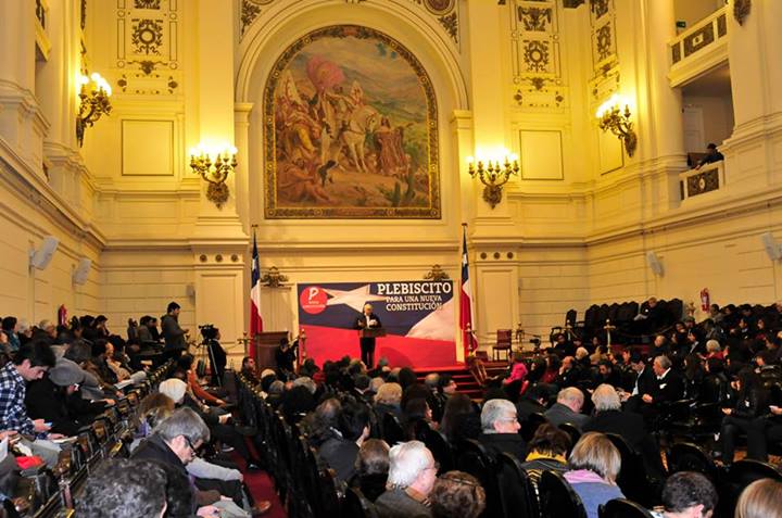 Más de 400 personas reúne Encuentro Ciudadano «Plebiscito para una nueva Constitución»