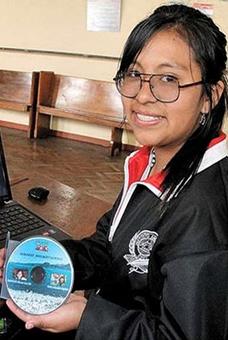 Niña boliviana adapta software para enseñar lengua mapuche