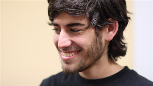 A un año de la muerte de Aaron Swartz, la lucha continúa