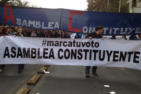 Amplio cuestionamiento a cabildos que intenten suplantar rol de una Asamblea Constituyente