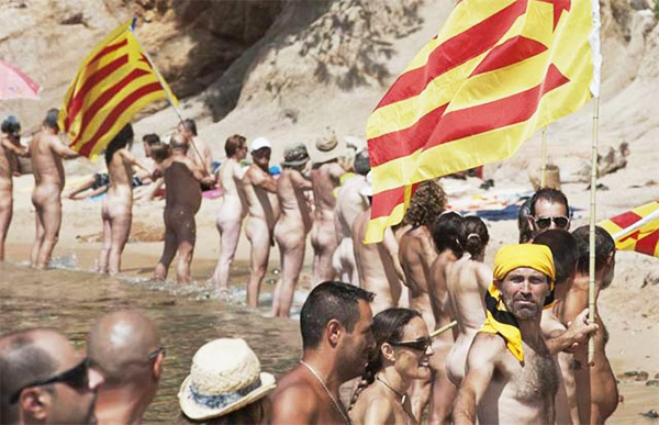 La cadena humana gigante por la independencia constituyente catalana que marcó un hito
