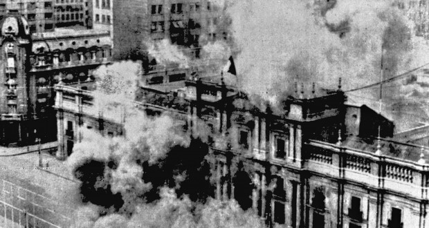 Justicia acogió querella en contra de pilotos que bombardearon La Moneda en 1973