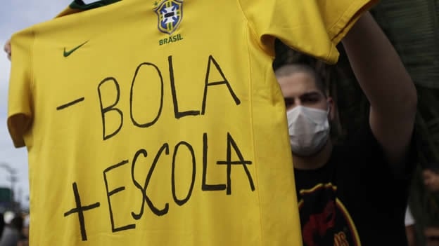 Brasileños protagonizan nueva protesta contra el Mundial en Sao Paulo